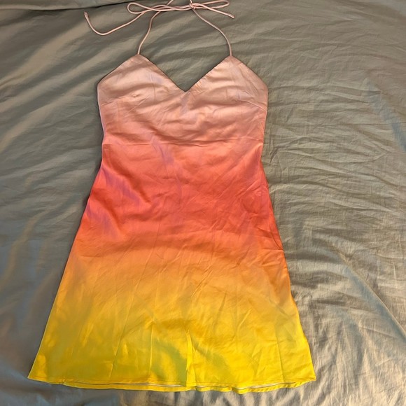 Princess Polly 4 Sunset Mini Dress, Halter Tie Neck, Pink Yellow Ombre, Silky - Picture 4 of 12